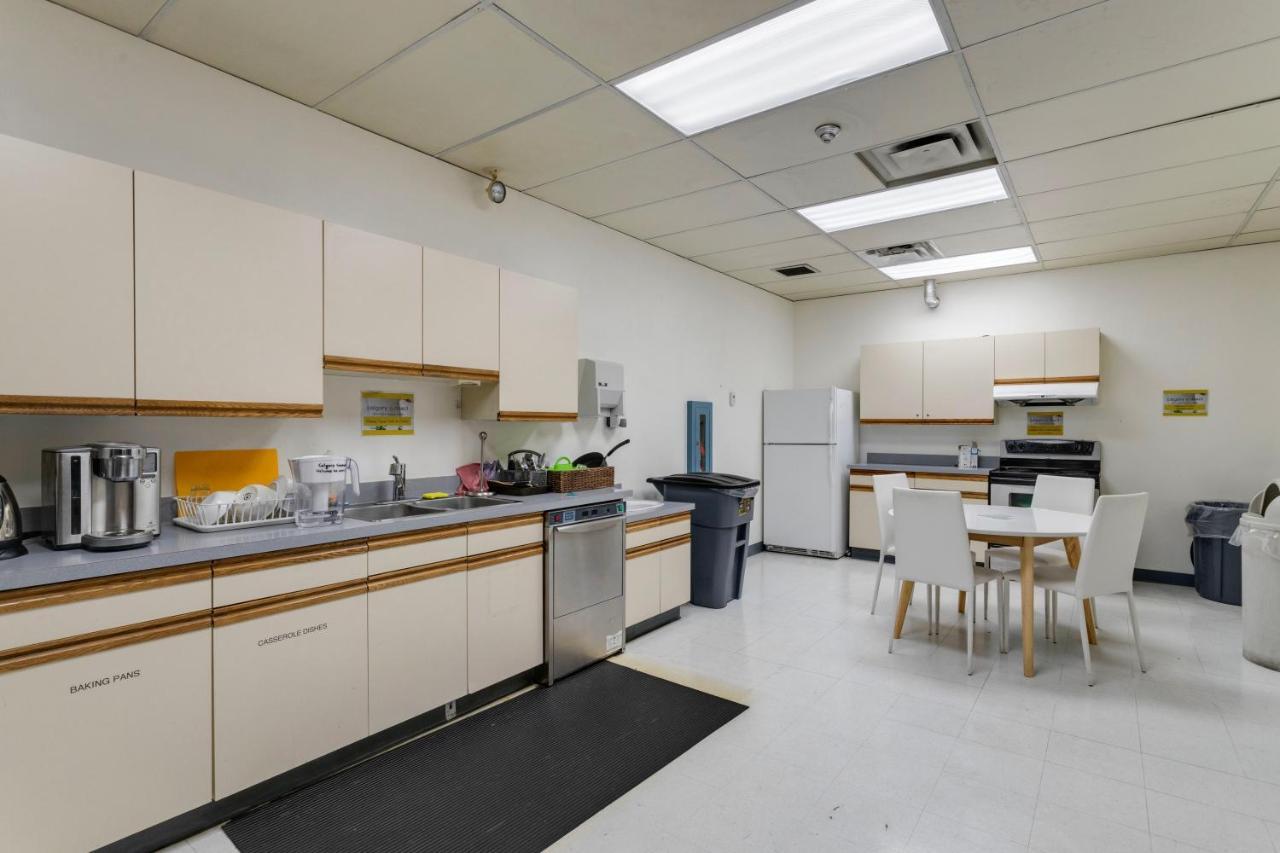 Hostel Calgary Connect Zewnętrze zdjęcie