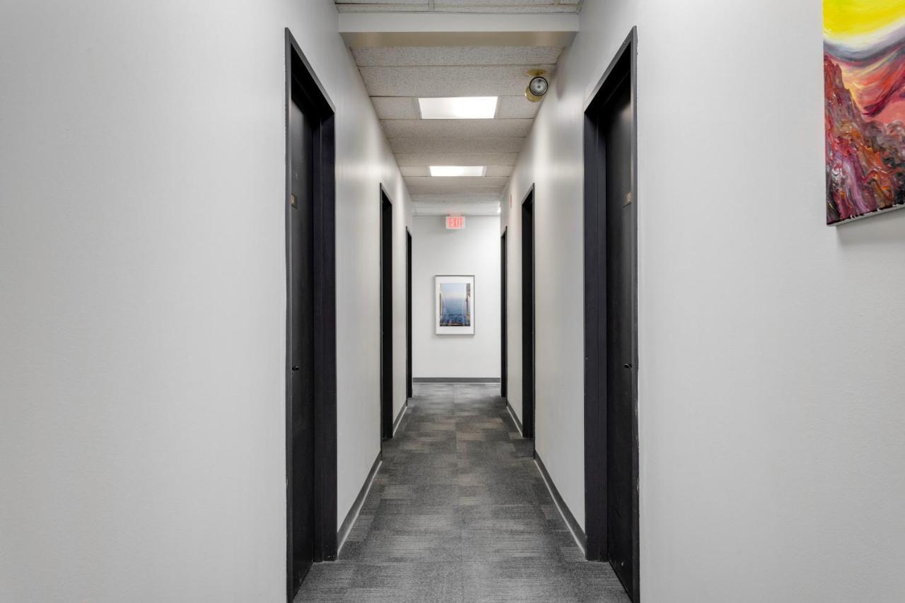 Hostel Calgary Connect Zewnętrze zdjęcie