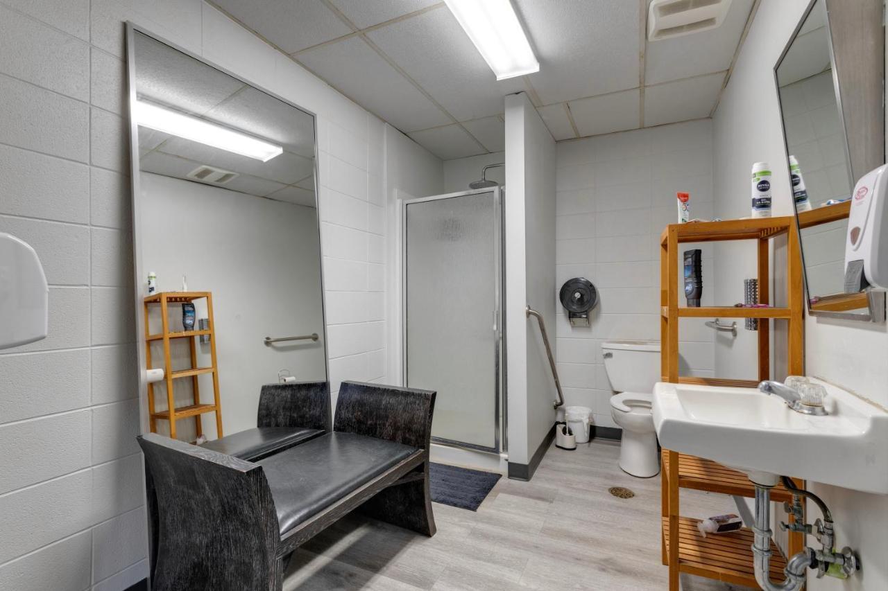 Hostel Calgary Connect Zewnętrze zdjęcie