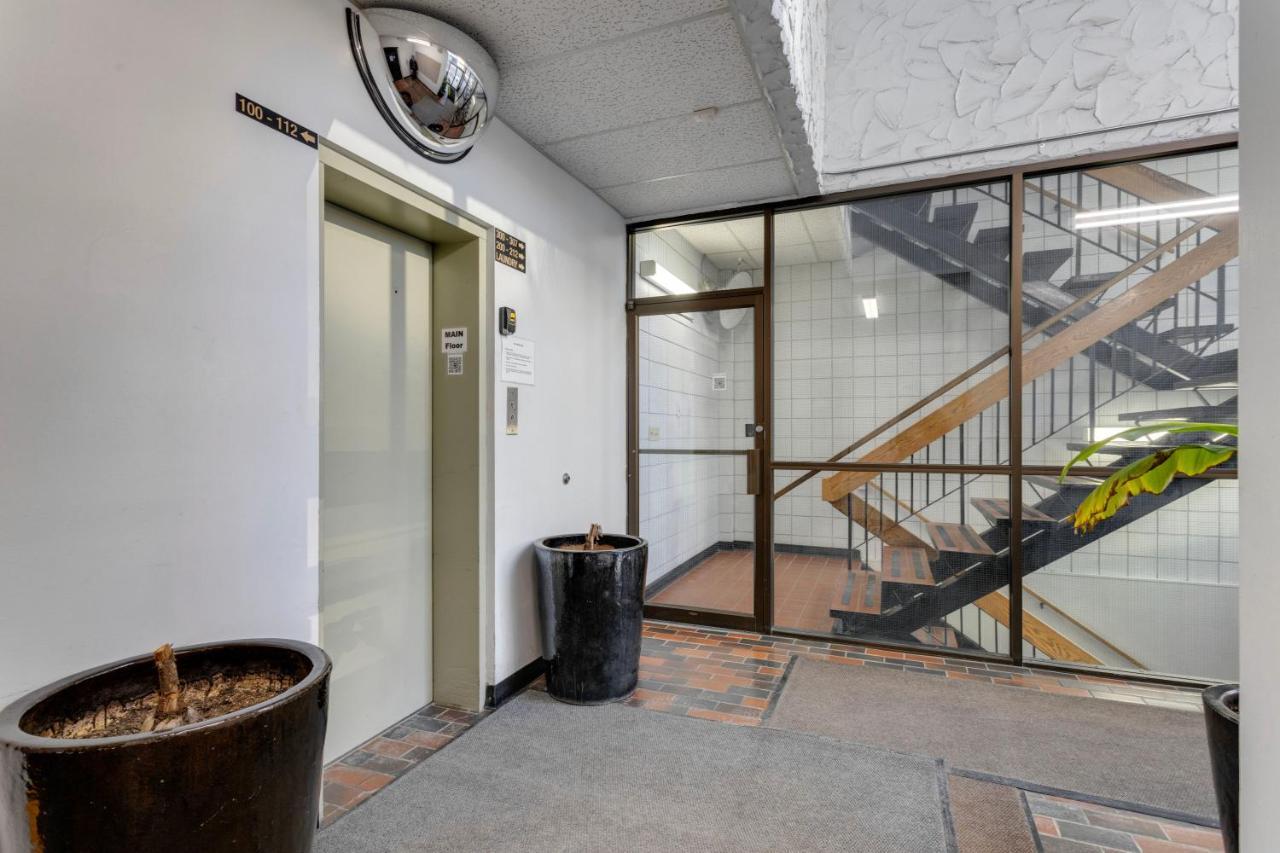 Hostel Calgary Connect Zewnętrze zdjęcie