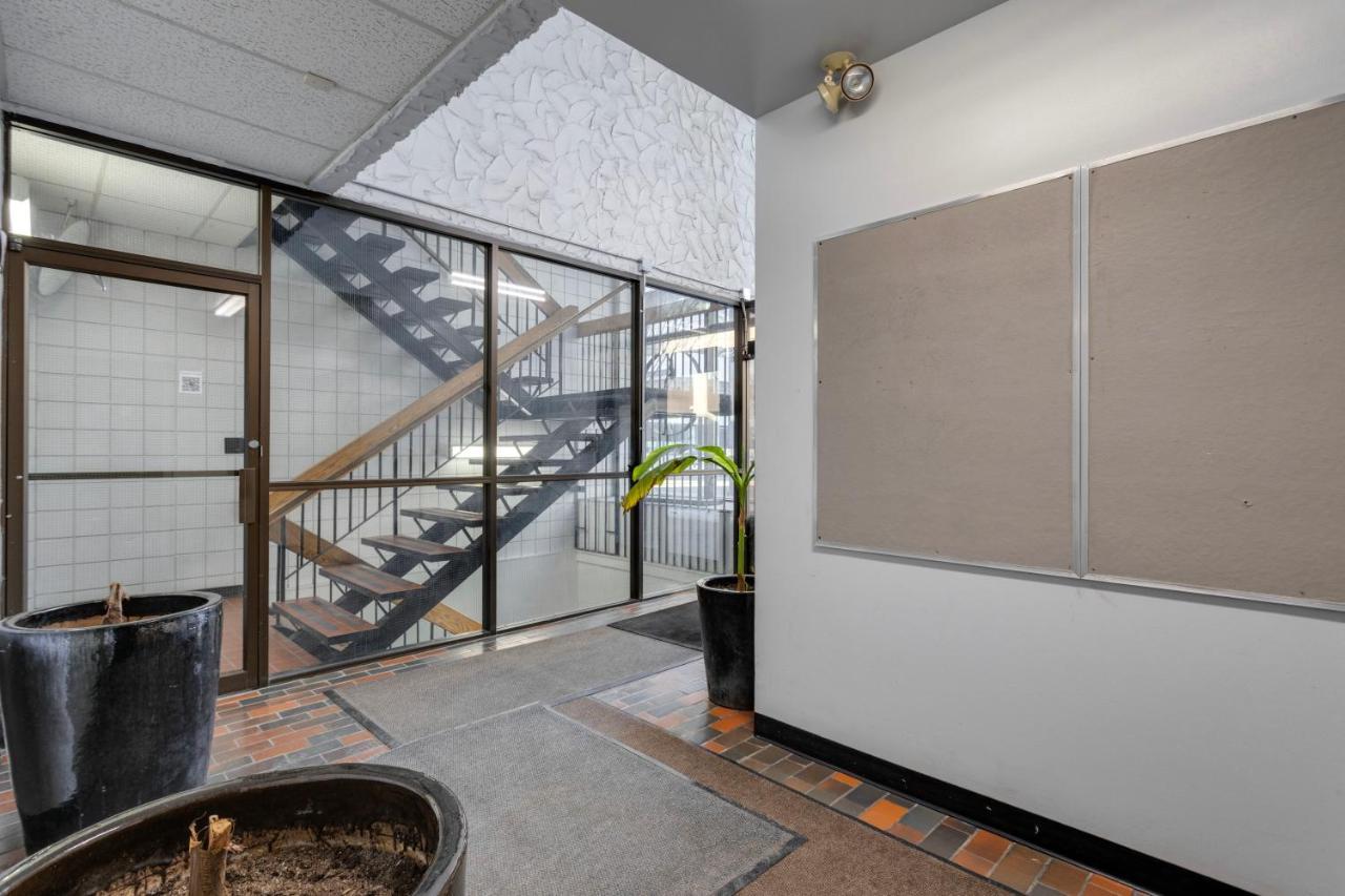 Hostel Calgary Connect Zewnętrze zdjęcie